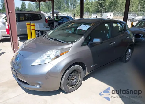 2015 Nissan Leaf S z USA, uszkodzony, nr VIN 1N4AZ0CP2FC303684